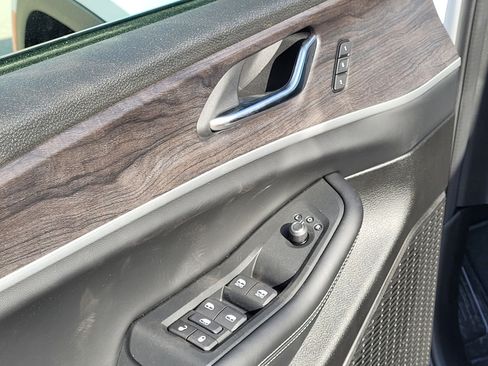 New 2025 Jeep Grand Cherokee Limited w/ Luxury Tech Group II image 10