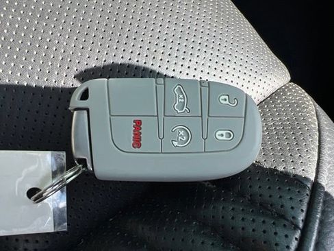 Used 2021 Jeep Grand Cherokee SRT AWD/4WD image 40