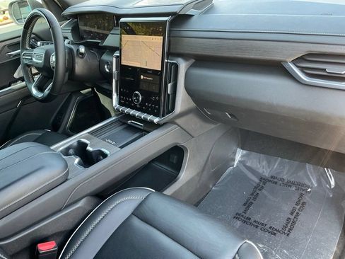 Used 2024 GMC Acadia Denali w/ Super Cruise Package AWD/4WD image 27