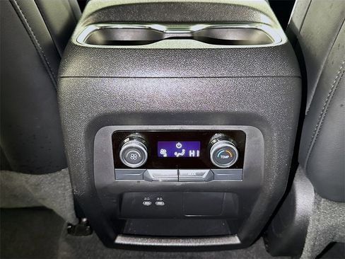 Certified 2025 Buick Enclave Sport Touring image 24