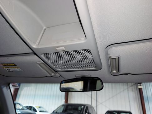 Used 2005 Honda Element EX image 36