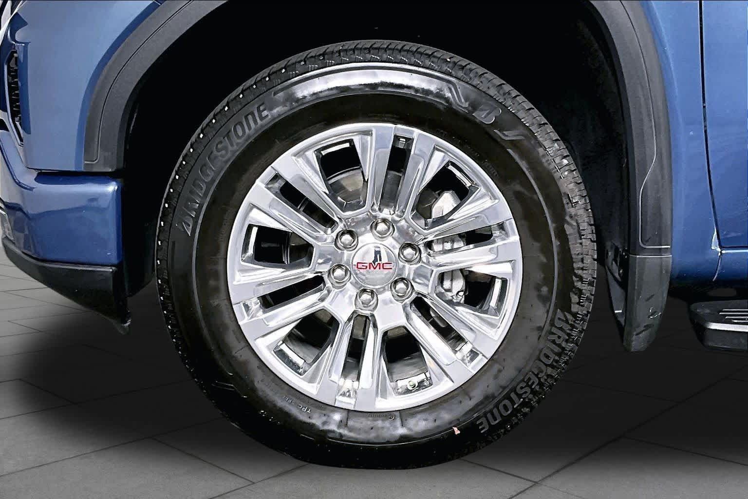 Used 2024 GMC Sierra 1500 Denali w/ Technology Package RWD image 10