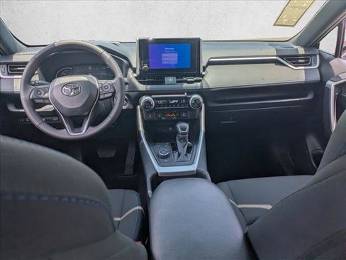 Certified 2025 Toyota RAV4 SE w/ Convenience Package AWD/4WD image 17
