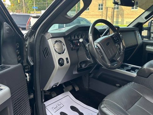 Used 2015 Ford F250 Lariat w/ Chrome Package AWD/4WD image 14