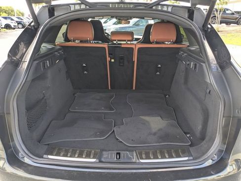 Used 2021 Jaguar F-PACE R-Dynamic S AWD/4WD image 12