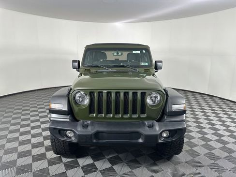 Used 2022 Jeep Wrangler Sport S image 2