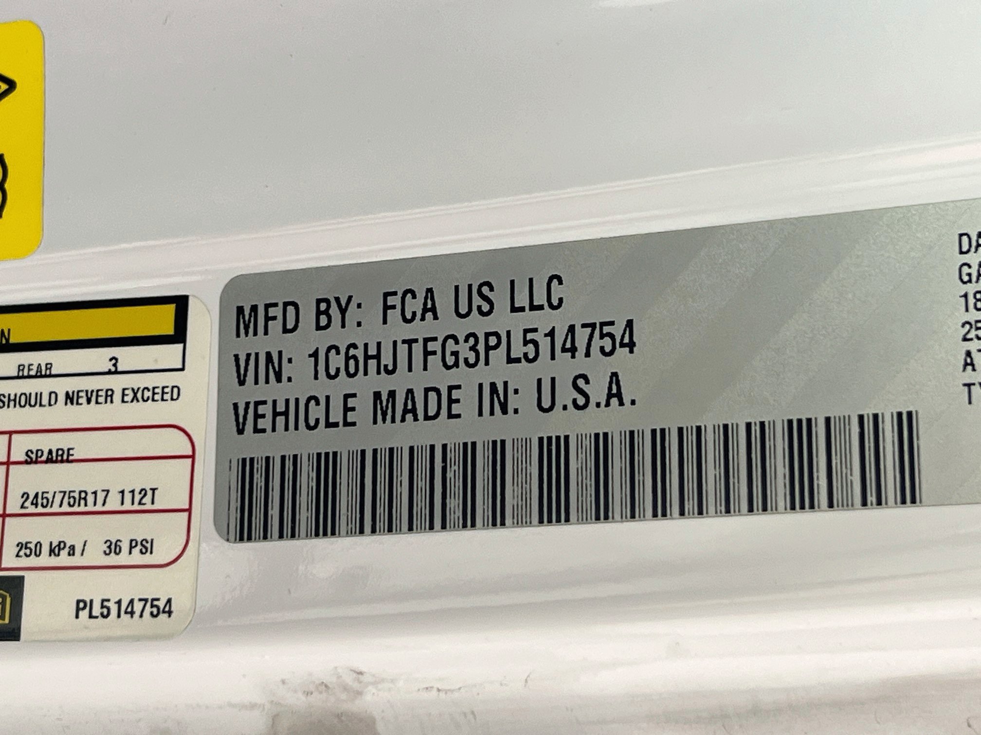 Used 2023 Jeep Gladiator Overland AWD/4WD image 30
