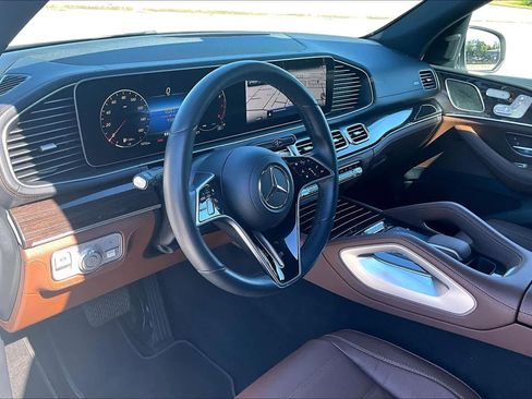 Certified 2025 Mercedes-Benz GLE 450 4MATIC image 18
