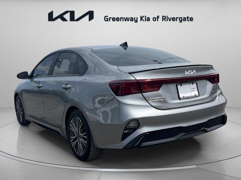 Used 2023 Kia Forte GT-Line FWD image 5
