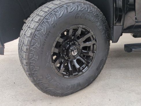 New 2026 GMC Sierra 2500 Denali Ultimate AWD/4WD image 30