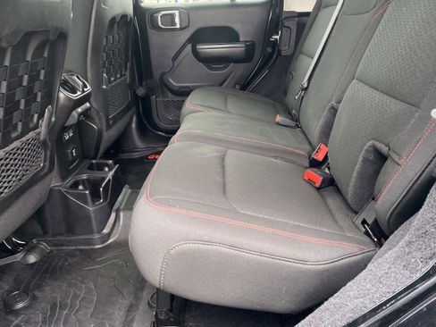 Used 2021 Jeep Wrangler Unlimited Rubicon image 13