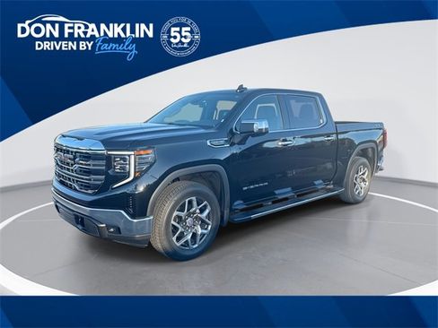 Used 2023 GMC Sierra 1500 SLT w/ SLT Premium Package image 1