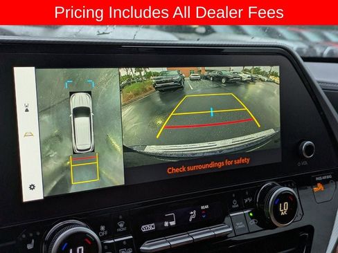 New 2026 Toyota Highlander Platinum AWD/4WD image 24