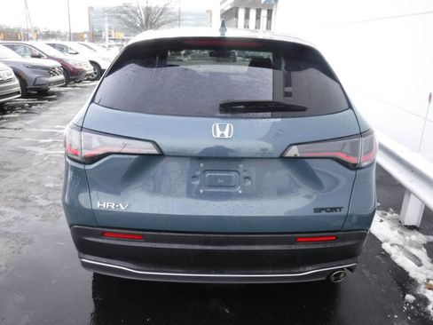 Used 2024 Honda HR-V Sport image 8