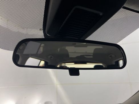 Used 2024 Nissan Kicks SV image 74