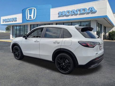 New 2026 Honda HR-V Sport image 6