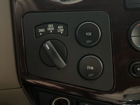 Used 2008 Ford F350 Lariat image 16