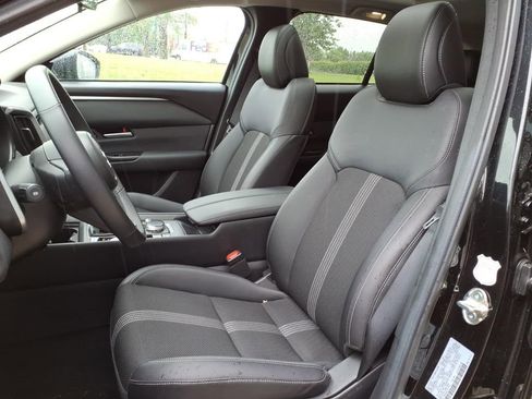 Used 2025 MAZDA CX-50 AWD 2.5 S w/ Premium Package image 12