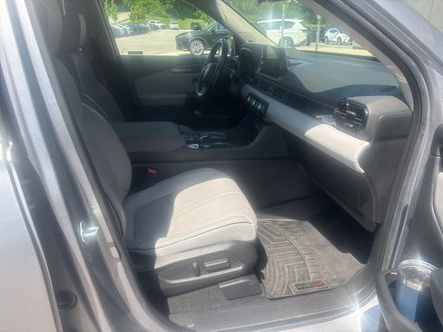 Used 2023 Honda Pilot Elite image 22