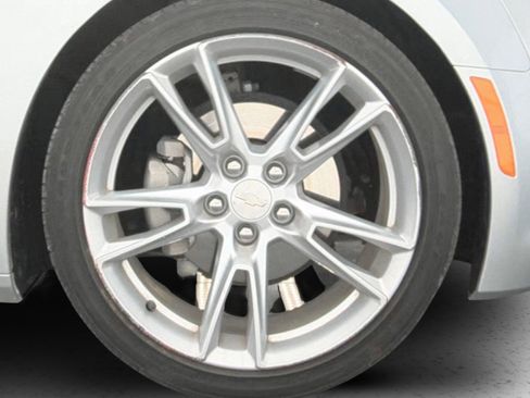 Used 2019 Chevrolet Camaro LT w/ RS Package image 11