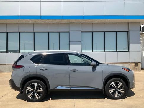 Used 2023 Nissan Rogue Platinum w/ Platinum Premium Package AWD/4WD image 39