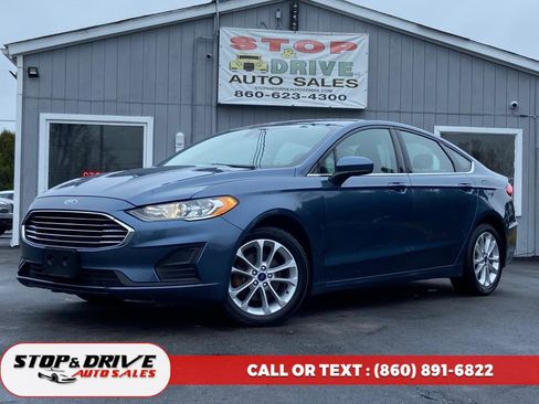 Used 2019 Ford Fusion SE image 1