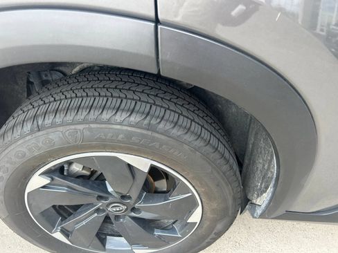 Used 2025 Nissan Rogue SV AWD/4WD image 8