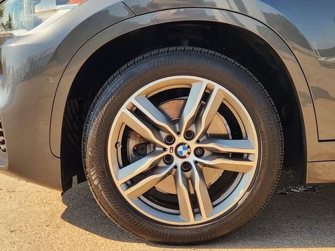 Used 2017 BMW X1 xDrive28i AWD/4WD image 8