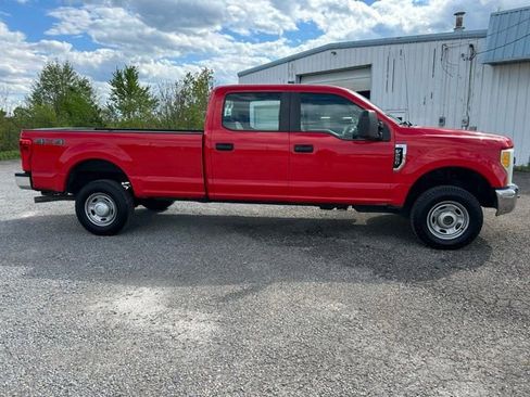 Used 2017 Ford F250 XL AWD/4WD image 2