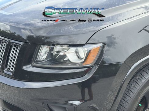 Used 2015 Jeep Grand Cherokee Altitude RWD image 32