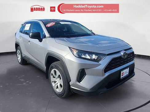 Certified 2022 Toyota RAV4 LE image 7