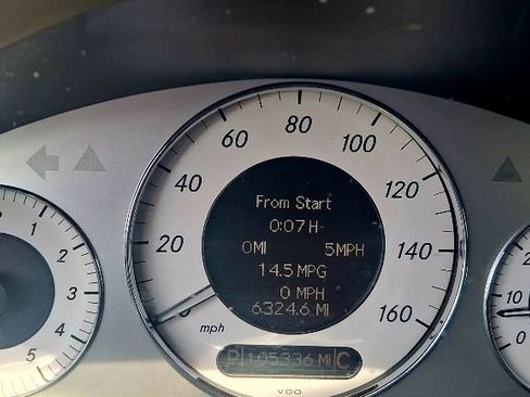 Used 2009 Mercedes-Benz E 350 Sedan image 15