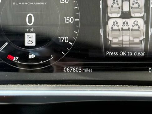 Used 2018 Land Rover Range Rover Supercharged AWD/4WD image 35