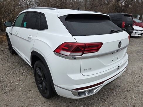 Used 2021 Volkswagen Atlas Cross Sport SE image 6