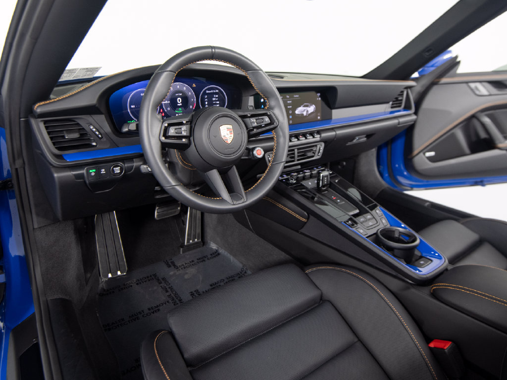Certified 2025 Porsche 911 Carrera 4 GTS AWD/4WD image 4