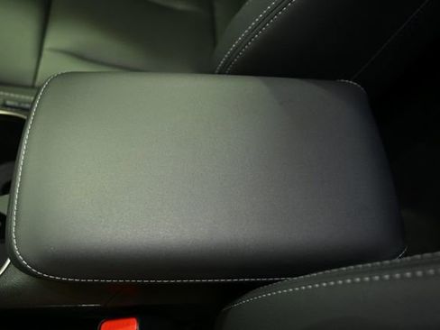 Used 2025 Subaru Outback Touring XT w/ Popular Package #2 image 26