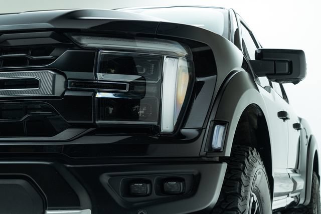 Used 2025 Ford F150 Raptor AWD/4WD image 11