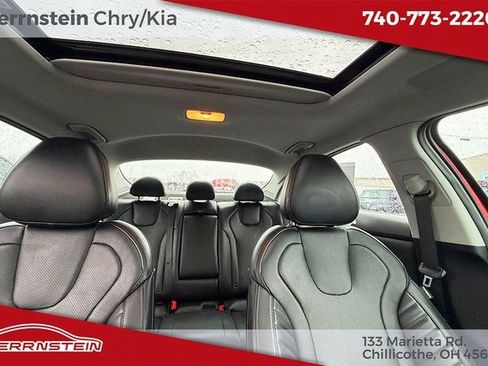 Used 2022 Hyundai Elantra Limited image 28