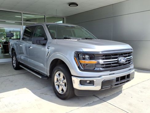 Used 2025 Ford F150 XLT w/ Equipment Group 301A Standard RWD image 1