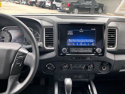 Certified 2023 Nissan Frontier SV image 6