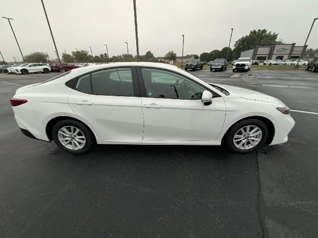 Used 2026 Toyota Camry LE FWD image 2