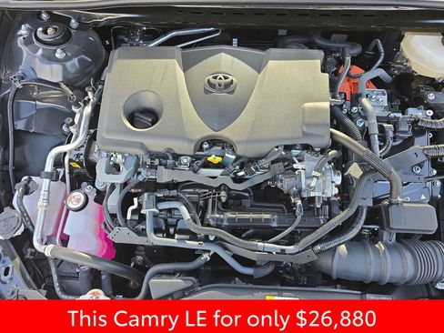 Used 2025 Toyota Camry LE FWD image 36