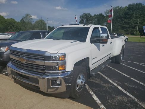 Used 2015 Chevrolet Silverado 3500 LTZ w/ Duramax Plus Package AWD/4WD image 3