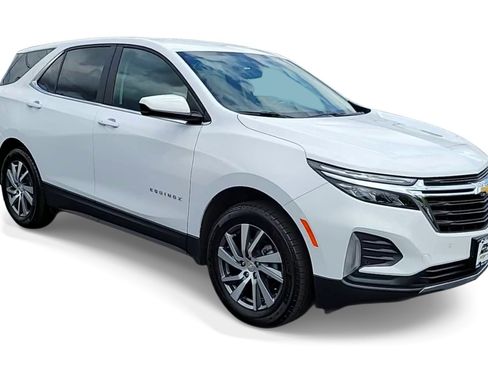 Used 2022 Chevrolet Equinox LT image 2