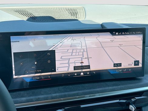 New 2026 BMW X5 sDrive40i w/ M Sport Package image 11