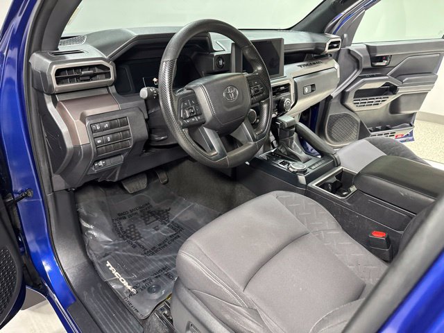 Used 2024 Toyota Tacoma SR5 AWD/4WD image 12