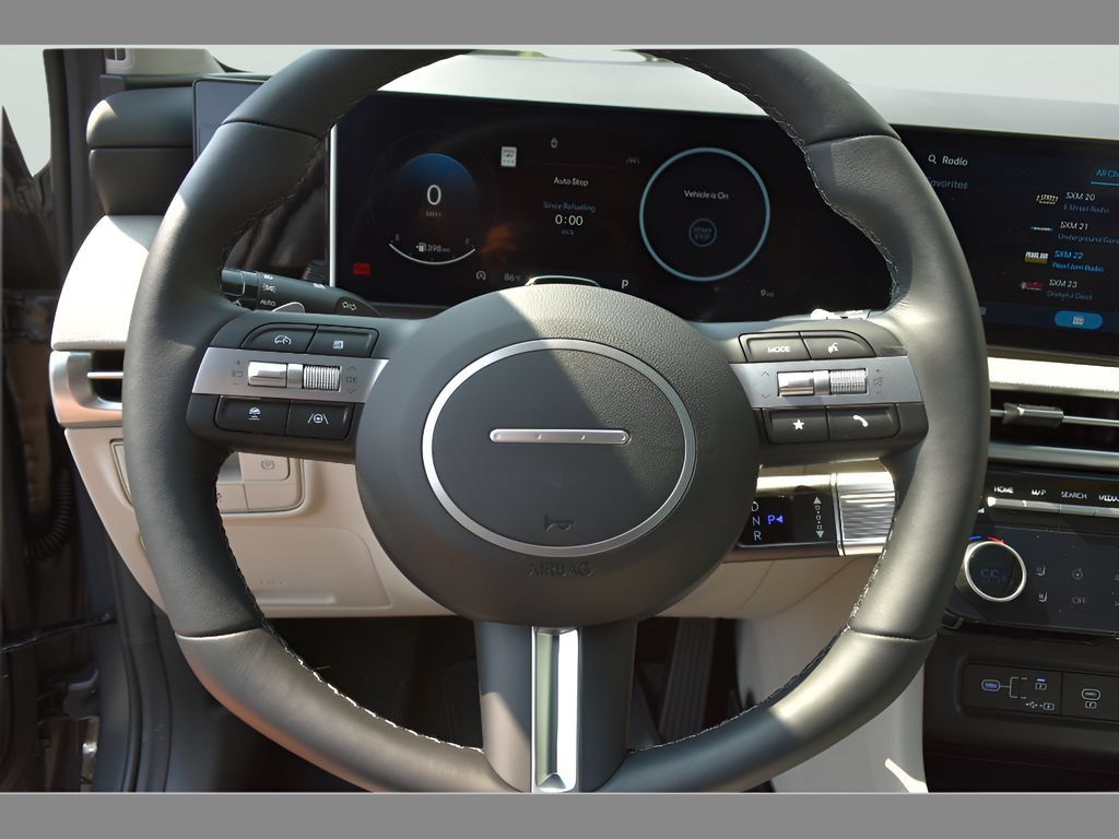 Used 2025 Hyundai Tucson Limited FWD image 19
