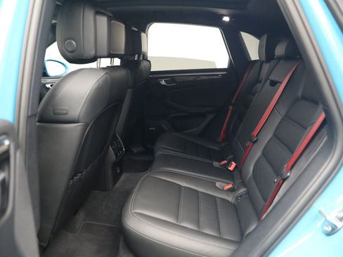 Used 2021 Porsche Macan GTS AWD/4WD image 19
