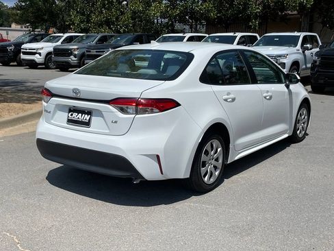 Used 2023 Toyota Corolla LE FWD image 7