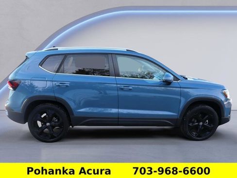 Used 2025 Volkswagen Taos SEL AWD/4WD image 8